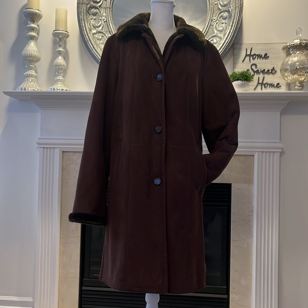 Gallery Faux-Suede faux fur warm lined coat  size small brown